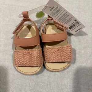 Carters summer 0-3 months  pink  Sandals